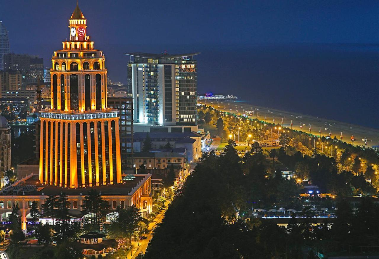 Orbi City In Batumi Batoumi Extérieur photo
