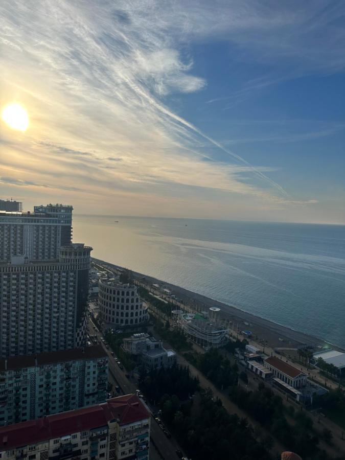 Orbi City In Batumi Batoumi Extérieur photo