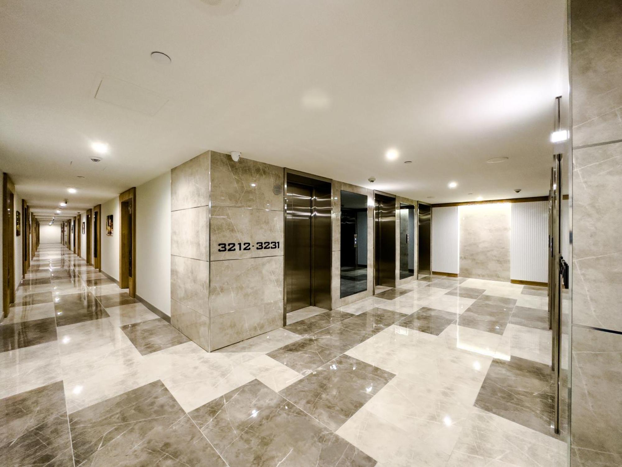 Orbi City In Batumi Batoumi Extérieur photo